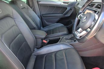 VOLKSWAGEN TIGUAN 2.0 TDI R-Line Tech SUV 5dr Diesel DSG Euro 6 (s/s) (150 ps)
