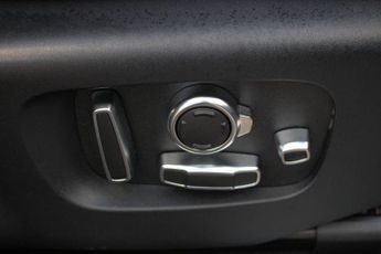 LAND ROVER RANGE ROVER SPORT 3.0 SD V6 Autobiography Dynamic SUV 5dr Diesel Auto 4WD Euro 6 (