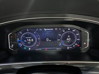 VOLKSWAGEN TIGUAN 2.0 TDI R-Line Tech SUV 5dr Diesel DSG 4Motion Euro 6 (s/s) (190