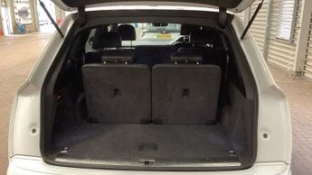 AUDI Q7 3.0 TDI V6 S line SUV 5dr Diesel Tiptronic quattro Euro 6 (s/s) 