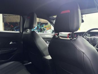 VAUXHALL MOKKA 1.2 Turbo SRi Premium SUV 5dr Petrol Auto Euro 6 (s/s) (130 ps)