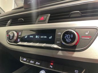 AUDI A4 2.0 TDI ultra S line Saloon 4dr Diesel S Tronic Euro 6 (s/s) (19