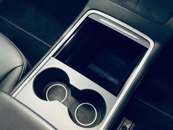 TESLA Model 3 (Dual Motor) Long Range Saloon 4dr Electric Auto 4WDE (346 ps)