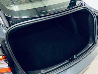 TESLA Model 3 (Dual Motor) Long Range Saloon 4dr Electric Auto 4WDE (346 ps)