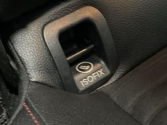 MERCEDES-BENZ A-CLASS 2.1 A200d AMG Line Hatchback 5dr Diesel 7G-DCT Euro 6 (s/s) (136