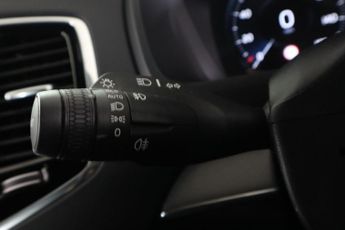 VOLVO XC90 2.0h T8 Twin Engine Recharge 11.6kWh R-Design Auto 4WD Euro 6 (s