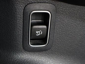MERCEDES-BENZ EQA EQA 300 66.5kWh AMG Line Auto 4MATIC 5dr