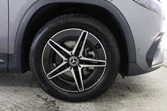 MERCEDES-BENZ EQA EQA 300 66.5kWh AMG Line Auto 4MATIC 5dr