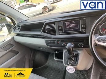 VOLKSWAGEN TRANSPORTER 2.0 TDI T28 Highline Panel Van 5dr Diesel DSG FWD SWB Euro 6 (s/
