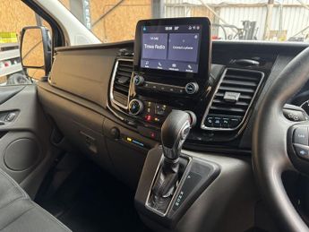 FORD TRANSIT CUSTOM 2.0 320 EcoBlue Limited Crew Van Double Cab 5dr Diesel Auto L1 H