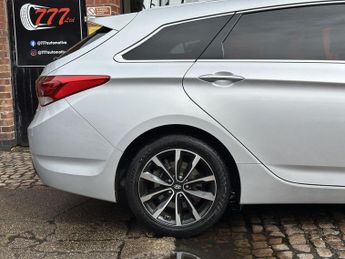HYUNDAI I40 1.7 CRDi Blue Drive SE Nav Business Tourer 5dr Diesel DCT Euro 6