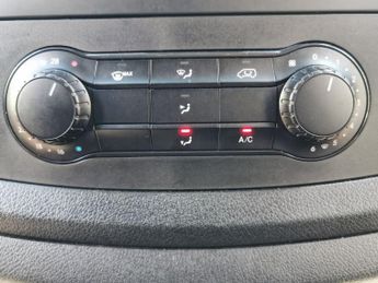 MERCEDES-BENZ EVITO 116 e 66kWh Progressive Panel Van 6dr Electric Auto FWD L2 (LWB)
