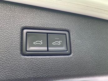 VOLKSWAGEN TIGUAN 1.5 TSI EVO R-Line SUV 5dr Petrol DSG Euro 6 (s/s)