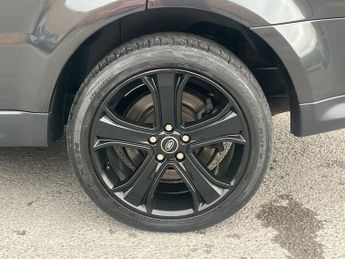 LAND ROVER RANGE ROVER SPORT 3.0 SD V6 HSE Black SUV 5dr Diesel Auto 4WD Euro 5 (255 bhp)