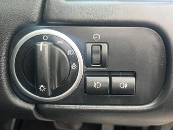 LAND ROVER RANGE ROVER SPORT 3.0 SD V6 HSE Black SUV 5dr Diesel Auto 4WD Euro 5 (255 bhp)