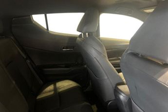 TOYOTA C-HR 1.8 VVT-h Design SUV 5dr Petrol Hybrid CVT Euro 6 (s/s) (122 ps)