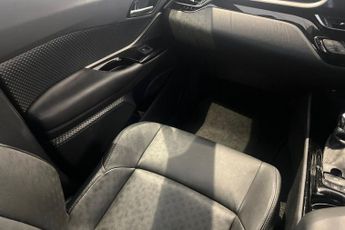 TOYOTA C-HR 1.8 VVT-h Design SUV 5dr Petrol Hybrid CVT Euro 6 (s/s) (122 ps)