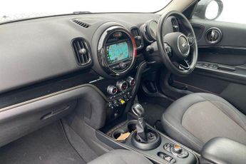 MINI COUNTRYMAN 1.5 10kWh Cooper SE Classic SUV 5dr Petrol Plug-in Hybrid Auto A
