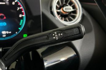 MERCEDES-BENZ GLA CLASS 1.3 GLA250e 15.6kWh AMG Line (Premium) SUV 5dr Petrol Plug-in Hy