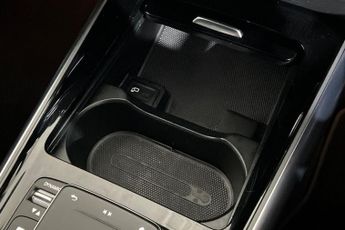 MERCEDES-BENZ GLA CLASS 1.3 GLA250e 15.6kWh AMG Line (Premium) SUV 5dr Petrol Plug-in Hy