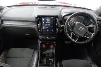 VOLVO XC40 2.0 D4 R-Design SUV 5dr Diesel Auto AWD Euro 6 (s/s) (190 ps) Cr