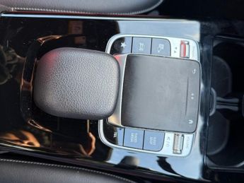 MERCEDES-BENZ CLA 1.3 CLA180 AMG Line Coupe 4dr Petrol 7G-DCT Euro 6 (s/s) (136 ps