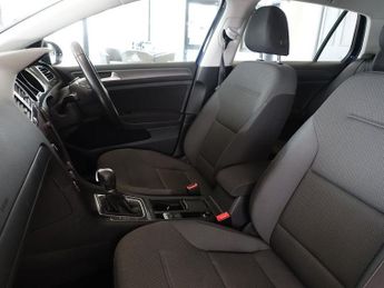 VOLKSWAGEN GOLF 1.0 TSI SE Hatchback 5dr Petrol DSG Euro 6 (s/s) (110 bhp)