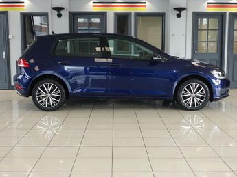 VOLKSWAGEN GOLF 1.0 TSI SE Hatchback 5dr Petrol DSG Euro 6 (s/s) (110 bhp)
