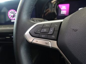 VOLKSWAGEN GOLF 1.5 eTSI MHEV Style Hatchback 5dr Petrol Hybrid DSG Euro 6 (s/s)