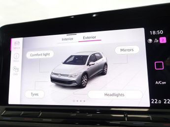 VOLKSWAGEN GOLF 1.5 eTSI MHEV Style Hatchback 5dr Petrol Hybrid DSG Euro 6 (s/s)