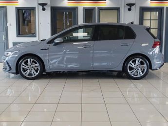 VOLKSWAGEN GOLF 2.0 TDI R-Line Hatchback 5dr Diesel DSG Euro 6 (s/s) (150 ps)