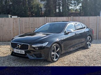 Volvo S90 2.0h T8 Twin Engine 10.4kWh R-Design Pro Saloon 4dr Petrol Plug-