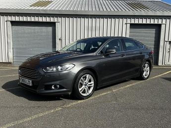 Ford Mondeo 2.0 TDCi Titanium Hatchback 5dr Diesel Powershift Euro 6 (s/s) (