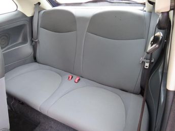 FIAT 500 1.2 Pop Hatchback 3dr Petrol Auto Euro 4 (69 bhp)