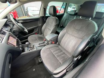 SKODA OCTAVIA 1.5 TSI ACT SE L Estate 5dr Petrol DSG Euro 6 (s/s) (150 ps)