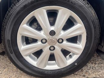 TOYOTA YARIS 1.33 Dual VVT-i TR Hatchback 5dr Petrol MultiMode Euro 4 (s/s) (