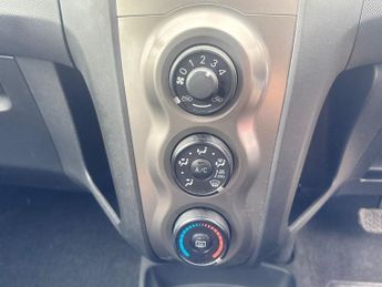 TOYOTA YARIS 1.33 Dual VVT-i TR Hatchback 5dr Petrol MultiMode Euro 4 (s/s) (