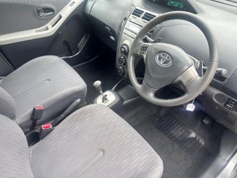 TOYOTA YARIS 1.33 Dual VVT-i TR Hatchback 5dr Petrol MultiMode Euro 4 (s/s) (