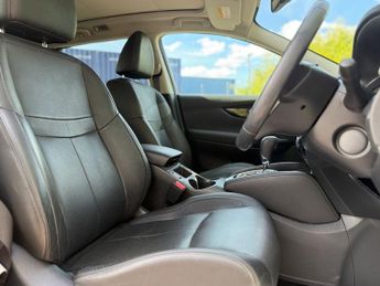 NISSAN QASHQAI 1.2 DIG-T Tekna SUV 5dr Petrol XTRON 2WD Euro 6 (s/s) (115 ps)