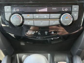 NISSAN QASHQAI 1.2 DIG-T Tekna SUV 5dr Petrol XTRON 2WD Euro 6 (s/s) (115 ps)