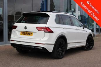 VOLKSWAGEN TIGUAN 2.0 TDI R-Line Tech SUV 5dr Diesel Manual Euro 6 (s/s) (150 ps)