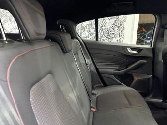 FORD FOCUS 1.0T EcoBoost ST-Line X Hatchback 5dr Petrol Manual Euro 6 (s/s)
