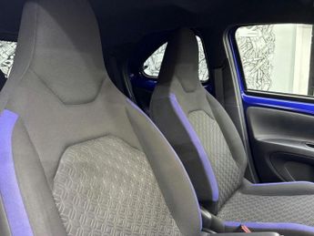 TOYOTA AYGO X 1.0 VVT-i Edge Hatchback 5dr Petrol x-shift Euro 6 (s/s) (72 ps)