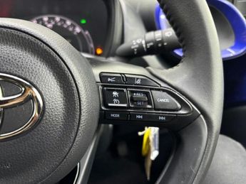 TOYOTA AYGO X 1.0 VVT-i Edge Hatchback 5dr Petrol x-shift Euro 6 (s/s) (72 ps)