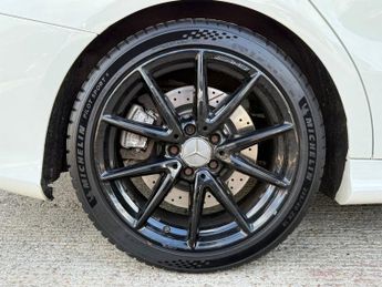 MERCEDES-BENZ CLA 2.0 CLA45 AMG Shooting Brake 5dr Petrol SpdS DCT 4MATIC Euro 6 (