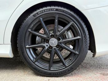 MERCEDES-BENZ CLA 2.0 CLA45 AMG Shooting Brake 5dr Petrol SpdS DCT 4MATIC Euro 6 (