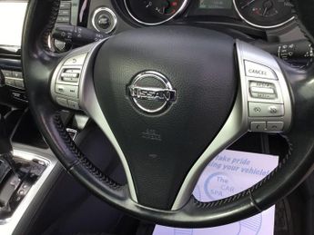 NISSAN QASHQAI 1.6 dCi Tekna SUV 5dr Diesel XTRON 2WD Euro 6 (s/s) (130 ps)