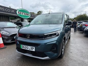 Vauxhall Combo 52kWh Ultimate MPV 5dr Electric Auto (7.4kW Charger) (136 ps)