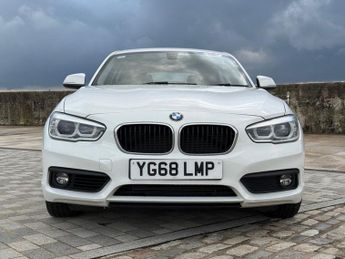 BMW 1 SERIES 1.5 118i SE Business Hatchback 5dr Petrol Auto Euro 6 (s/s) (136