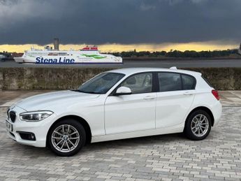BMW 1 SERIES 1.5 118i SE Business Hatchback 5dr Petrol Auto Euro 6 (s/s) (136